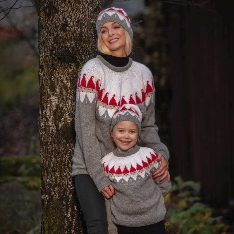 Strikk The Look: Nisse-genser og lue grå barn