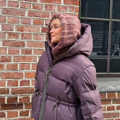 Strikk The Look: Øyunn balaklava-genser brunrød