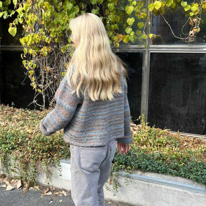 Strikk The Look: Øyunn raglan-genser duebrå/rust