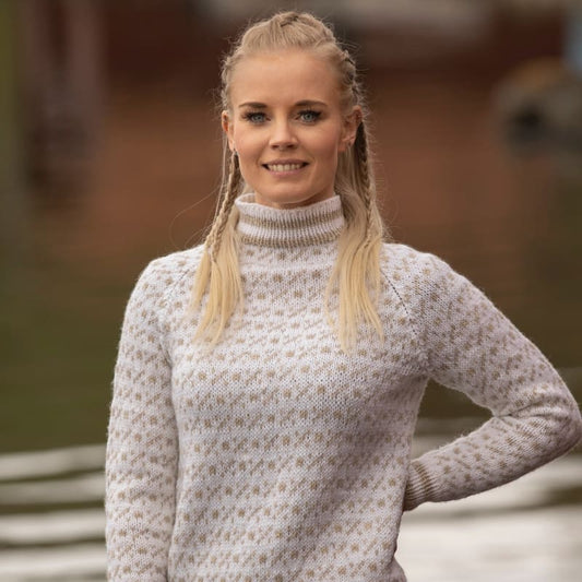 Strikk The Look: Trud-islender hvit/perlegrå